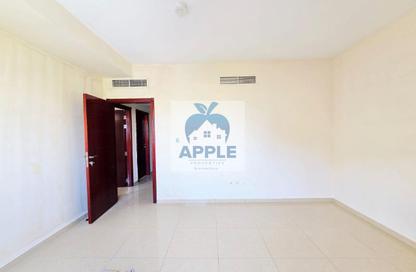 Apartment - 3 Bedrooms - 3 Bathrooms for rent in Muwaileh Commercial - Sharjah