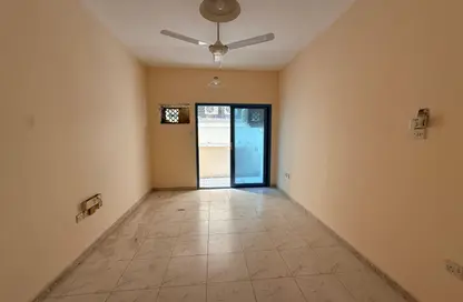 Apartment - 1 Bedroom - 1 Bathroom for rent in Zayd Bin Aslam Street - Abu shagara - Sharjah