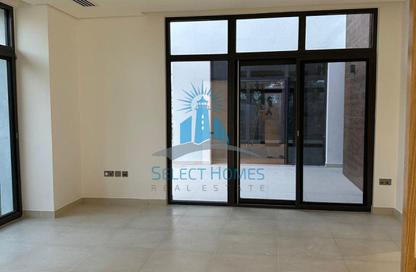 Villa - 5 Bedrooms - 6 Bathrooms for rent in West Yas - Yas Island - Abu Dhabi