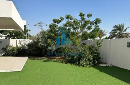 Villa - 5 Bedrooms - 6 Bathrooms for rent in West Yas - Yas Island - Abu Dhabi