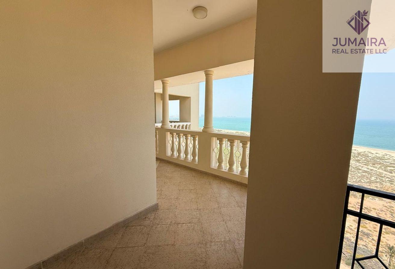 Stunning Sea View I High Floor 1BR | RB5