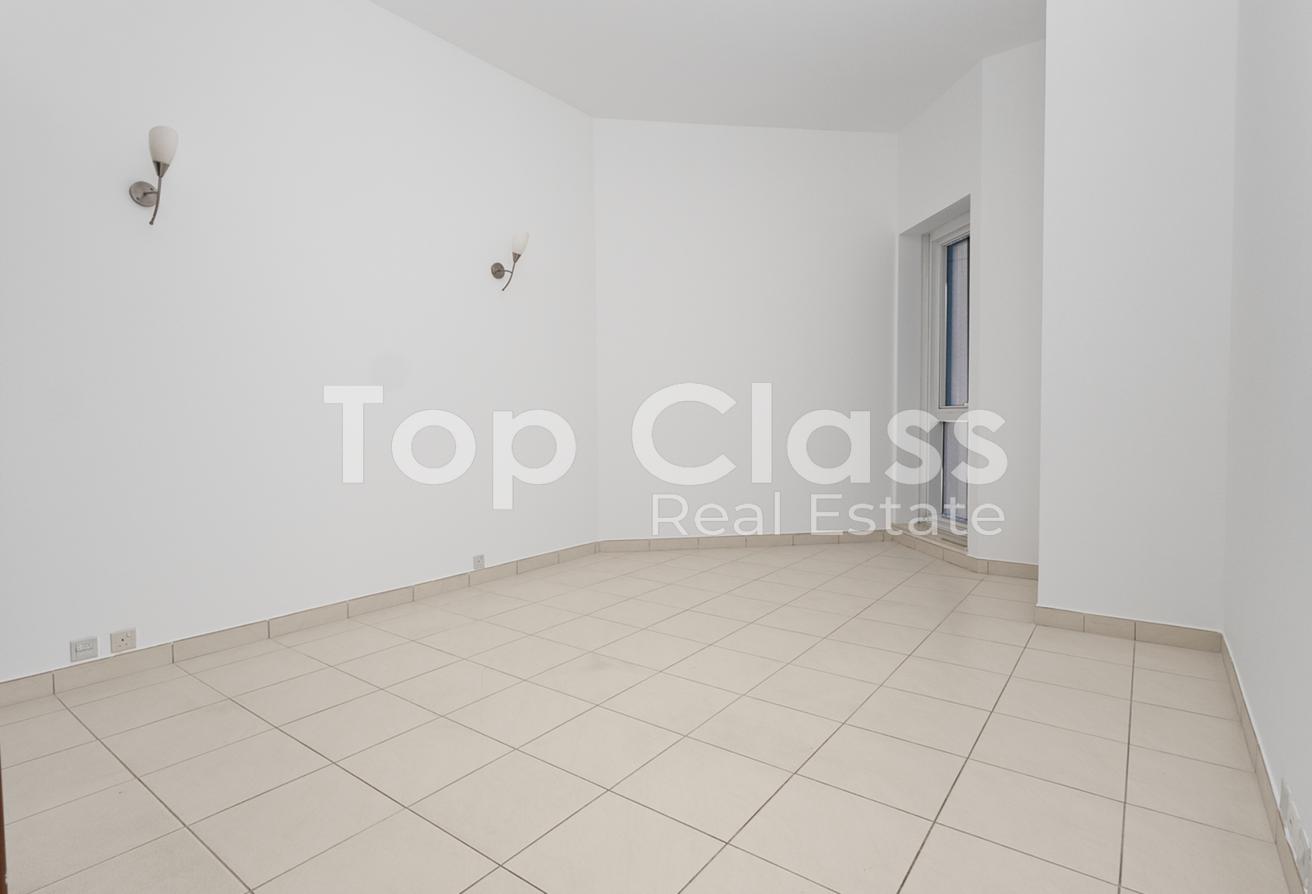 Near to Metro | Well Maintained | One Month Free photo 3