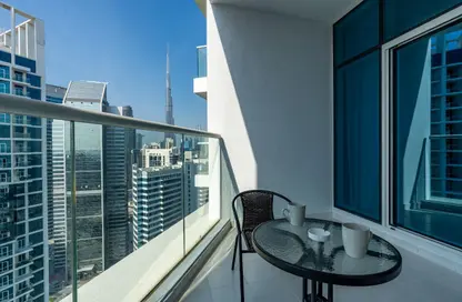 Apartment - 1 Bathroom for rent in Damac Maison Prive B - Damac Maison Prive - Business Bay - Dubai