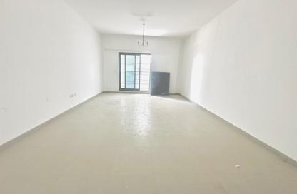 Apartment - 2 - 3 for rent in Aamna Residency - International City Phase 2 - Al Warsan 4 - Al Warsan - Dubai