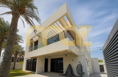 Villa - 5 Bedrooms - 7 Bathrooms for sale in West Yas - Yas Island - Abu Dhabi Villa - 5 Bedrooms - 7 Bathrooms for sale in West Yas - Yas Island - Abu Dhabi