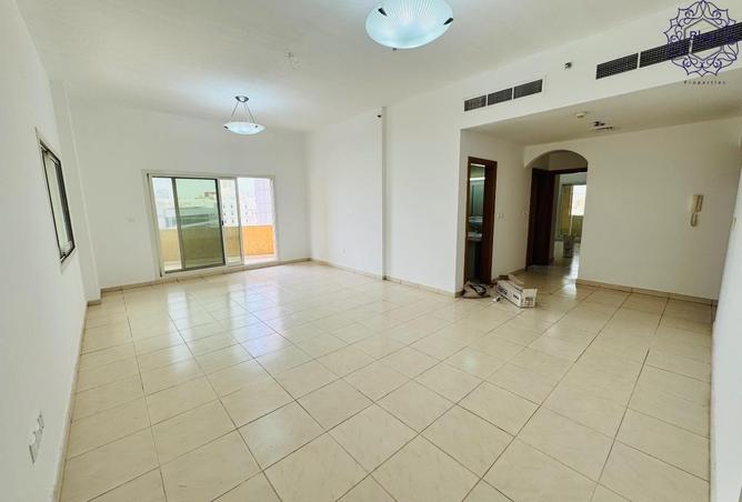 16330195 - صورة العقار 3