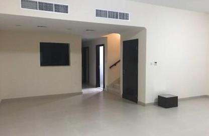 Villa - 3 Bedrooms - 4 Bathrooms for rent in Al Warsan 1 - Al Warsan - Dubai