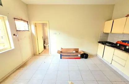 شقة - 1 حمام للايجار في طريق فاير ستاشن - مويلح - الشارقة