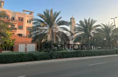 تاون هاوس - 2 غرف نوم - 3 حمامات للايجار في منطقة الشلال - الغدير - أبوظبي