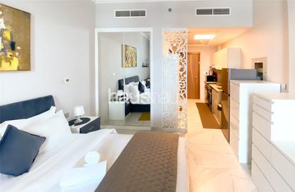 Apartment - Studio - 1 Bathroom for rent in Millennium Binghatti Residences - Business Bay - Dubai