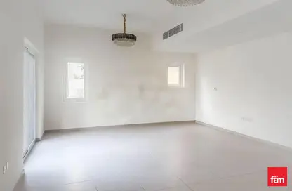 فيلا - 5 غرف نوم - 6 حمامات للبيع في لا كوينتا - فيلا نوفا - دبي لاند - دبي