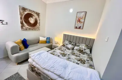 Apartment - Studio - 1 Bathroom for rent in Al Butina 9 Building - Al Butina - Sharjah
