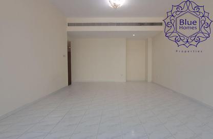 Apartment - 3 Bedrooms - 3 Bathrooms for rent in Sahara Tower - Sheikh Zayed Road - Dubai