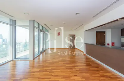 Apartment - 3 Bedrooms - 3 Bathrooms for rent in Burj Daman - DIFC - Dubai