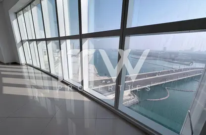 Apartment - 2 Bedrooms - 3 Bathrooms for rent in RAK Tower - Marina Square - Al Reem Island - Abu Dhabi