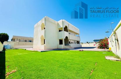 Villa - 4 Bedrooms - 4 Bathrooms for rent in Jumeirah 1 Villas - Jumeirah 1 - Jumeirah - Dubai Villa - 4 Bedrooms - 4 Bathrooms for rent in Jumeirah 1 Villas - Jumeirah 1 - Jumeirah - Dubai