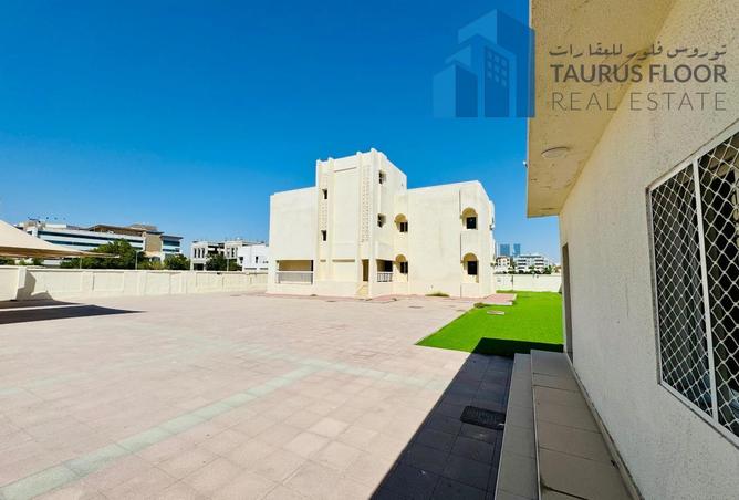 98278810 - Property Image 3