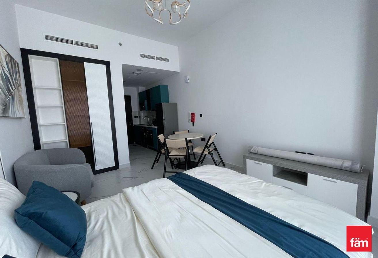 Fully Furnished | Ready To Move | Brand New photo 6