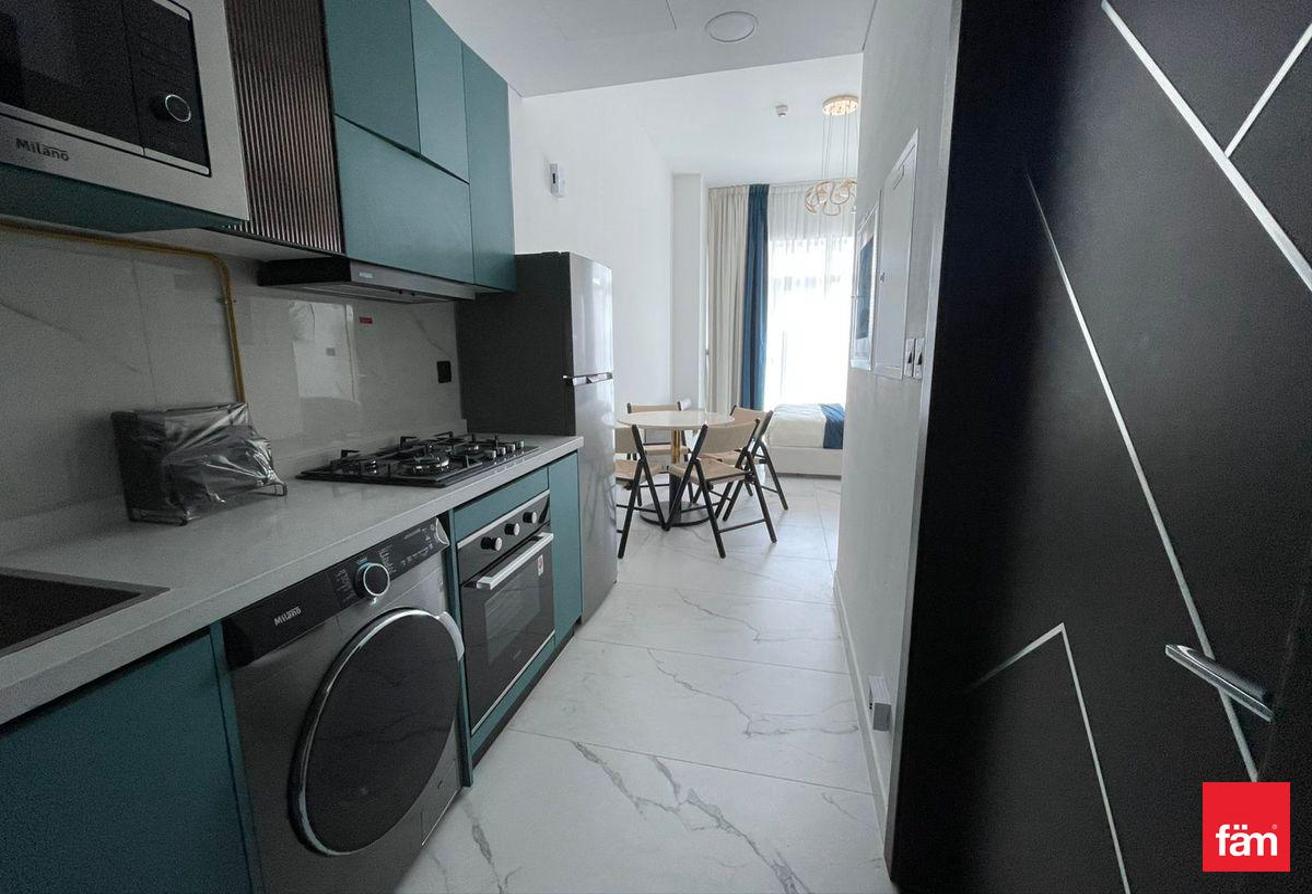 Fully Furnished | Ready To Move | Brand New photo 14