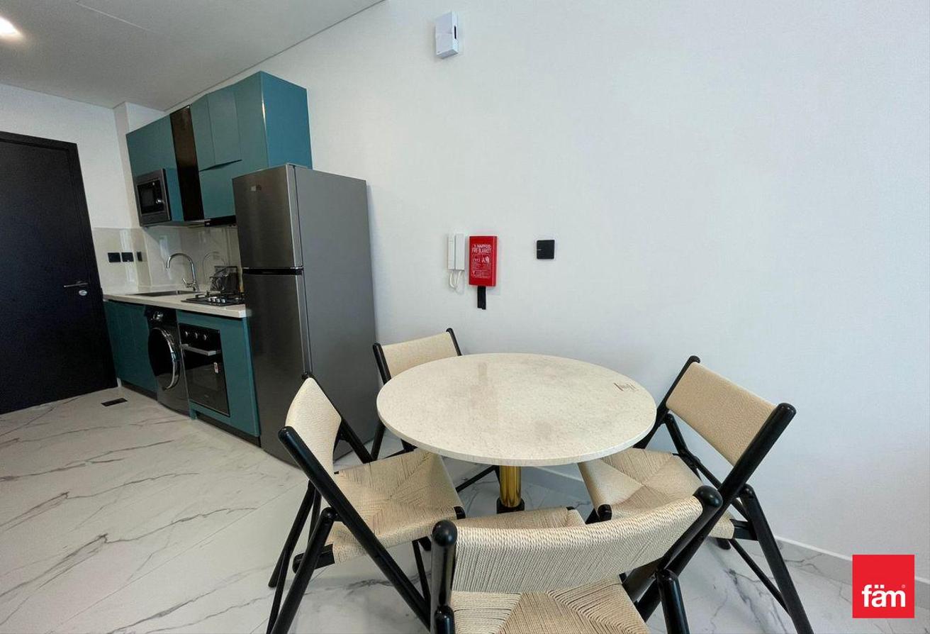 Fully Furnished | Ready To Move | Brand New photo 9