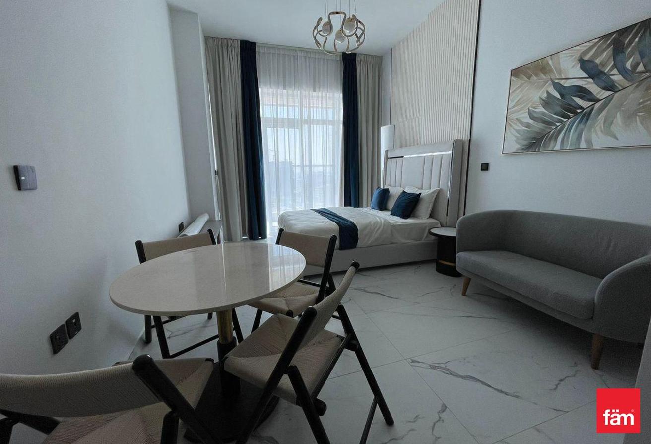 Fully Furnished | Ready To Move | Brand New photo 2