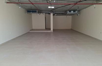 Shop - Studio - 1 Bathroom for rent in Muweileh Community - Muwaileh Commercial - Sharjah
