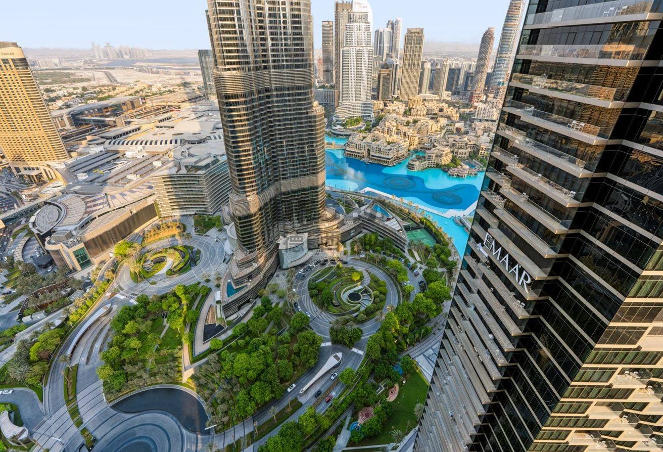 Burj Khalifa & Fountain View | High Floor | Vacant photo 15
