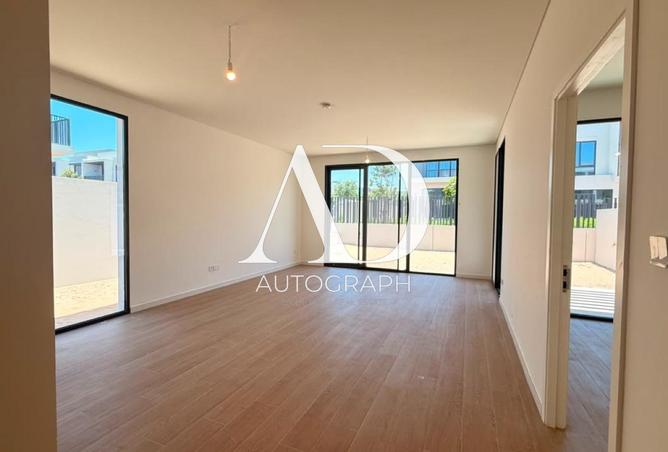 112284587 - Property Main Image