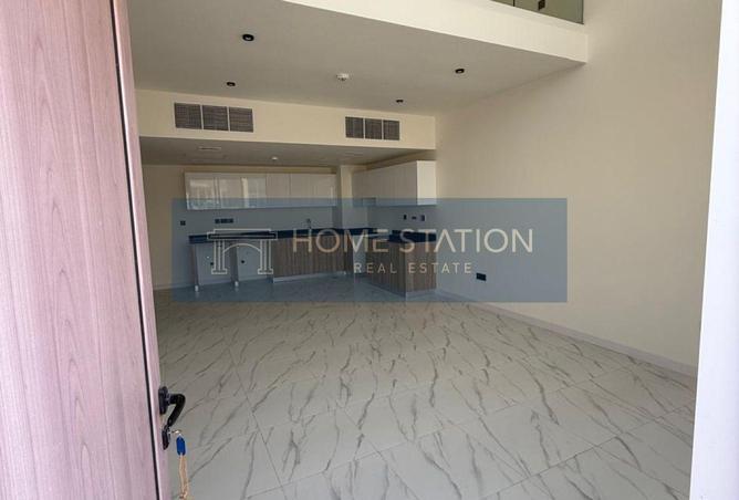 77801933 - Property Image 3