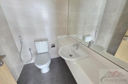 Apartment - 3 Bedrooms - 3 Bathrooms for sale in La Plage Tower - Al Mamzar - Sharjah - Sharjah