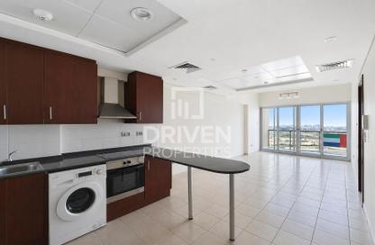Apartment - 1 Bedroom - 2 Bathrooms for rent in Lake View Tower - JLT Cluster B - Jumeirah Lake Towers - Dubai