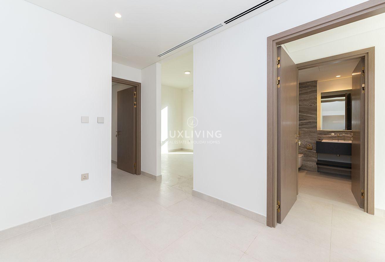 Close to Pool | Prime Location | Multiple Options photo 12