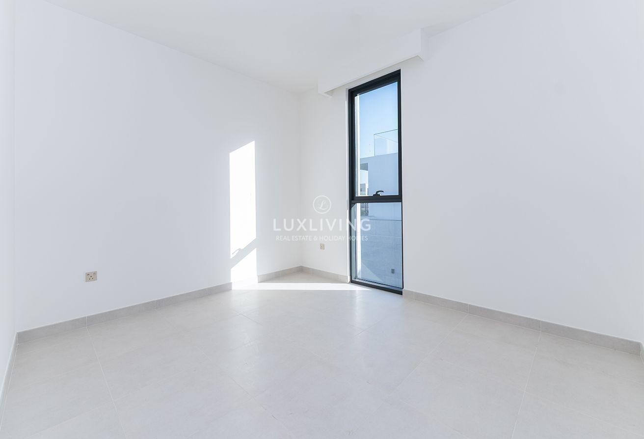 Close to Pool | Prime Location | Multiple Options photo 13