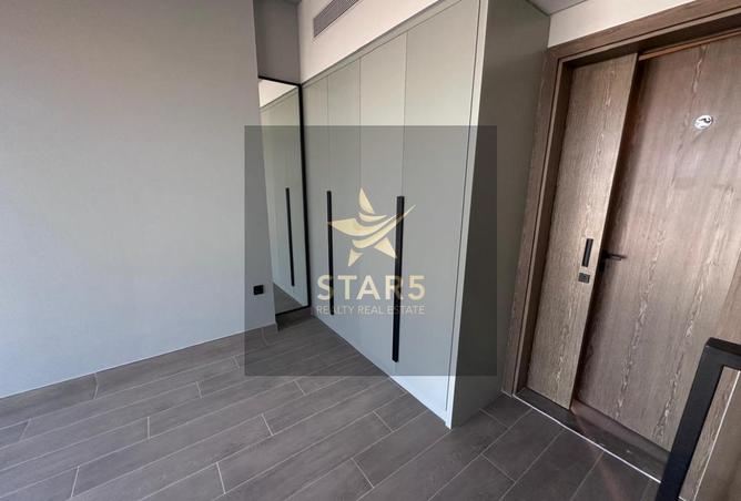 83223857 - Property Image 2