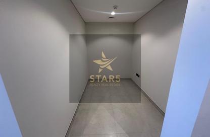 Apartment - 1 Bedroom - 1 Bathroom for sale in Golf Gate - Damac Hills - Dubai Apartment - 1 Bedroom - 1 Bathroom for sale in Golf Gate - Damac Hills - Dubai