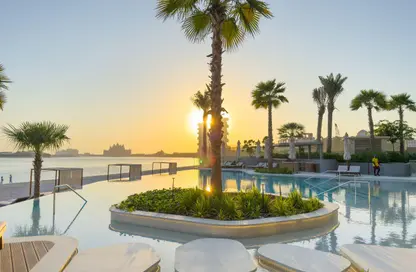 Apartment - 3 Bedrooms - 4 Bathrooms for sale in Ellington Beach House - The Crescent - Palm Jumeirah - Dubai Apartment - 3 Bedrooms - 4 Bathrooms for sale in Ellington Beach House - The Crescent - Palm Jumeirah - Dubai