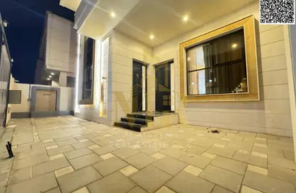 Villa - 5 Bedrooms - 7 Bathrooms for sale in Al Yasmeen 1 - Al Yasmeen - Ajman