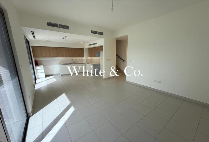 81948360 - Property Image 3