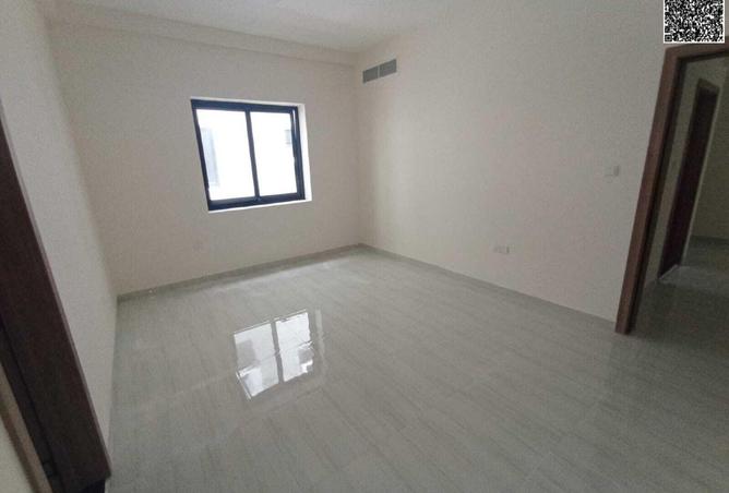 74264039 - Property Image 3