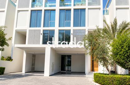 Villa - 4 - 4 for rent in Ixora - Al Barari - Dubai Villa - 4 - 4 for rent in Ixora - Al Barari - Dubai