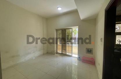Apartment - 6 Bedrooms - 6 Bathrooms for sale in MRM Building - Hor Al Anz East - Hor Al Anz - Deira - Dubai