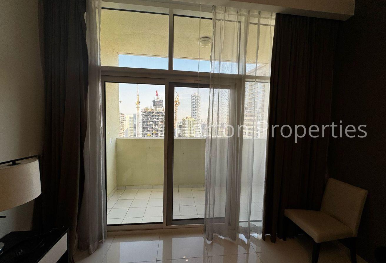 FULLY FURNISHED I 10% DEPOSIT I 12 CHEQUES photo 7