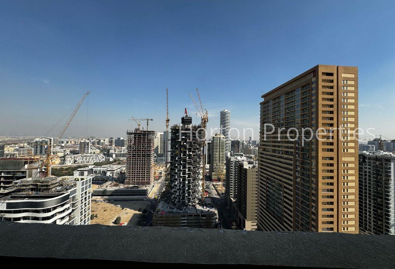 FULLY FURNISHED I 10% DEPOSIT I 12 CHEQUES photo 3