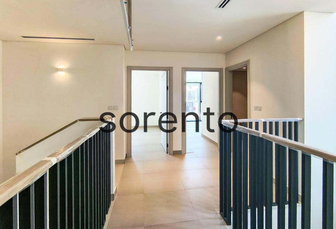 4 bed G+2 | Directly On Park & Pool Area photo 17