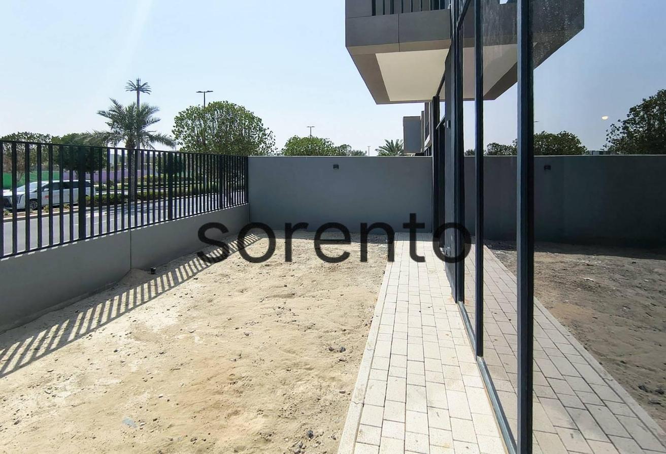 4 bed G+2 | Directly On Park & Pool Area photo 22