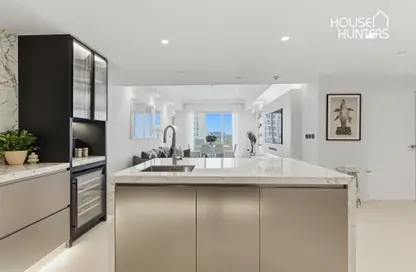 Apartment - 2 Bedrooms - 3 Bathrooms for sale in Marina Residences 5 - Marina Residences - Palm Jumeirah - Dubai