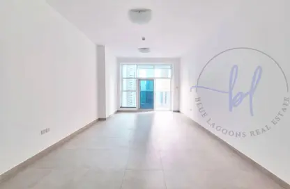 Apartment - 2 Bedrooms - 3 Bathrooms for rent in Marina Arcade Tower - Dubai Marina - Dubai