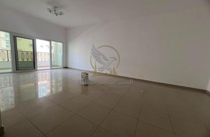 Apartment - 2 Bedrooms - 3 Bathrooms for rent in Al Butina 9 Building - Al Butina - Sharjah