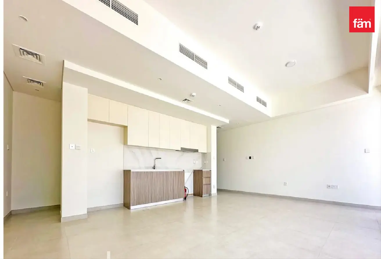 166541976 - Property Main Image