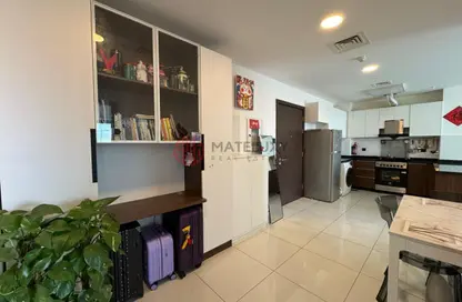 شقة - 2 غرف نوم - 2 حمامات للبيع في لاونز من دانوب بلوك 3 - لاونز لدانوب - المدينة العالمية - دبي شقة - 2 غرف نوم - 2 حمامات للبيع في لاونز من دانوب بلوك 3 - لاونز لدانوب - المدينة العالمية - دبي